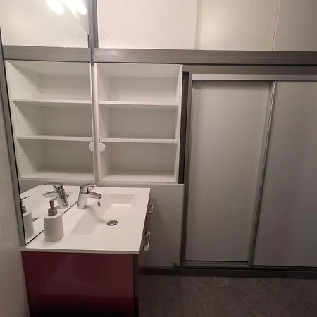 Appartement Fonctionnel Au Pied Des Pistes Avec Vue Mont-blanc - Fr-1-181-2700 *