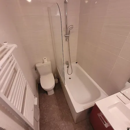 Appartement Fonctionnel Au Pied Des Pistes Avec Vue Mont-blanc - Fr-1-181-2700 La Plagne